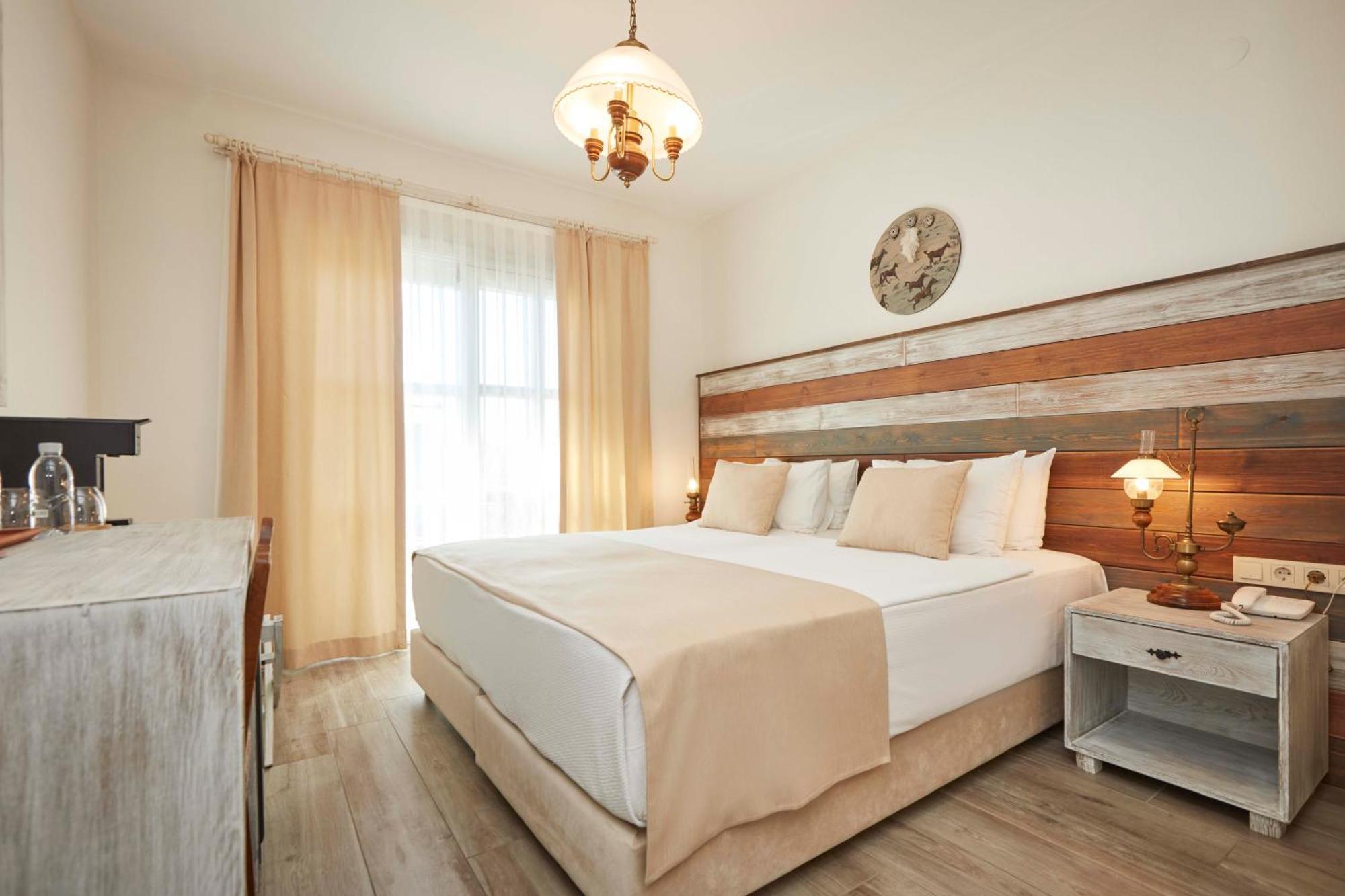 Alabora Hotel Алачати Экстерьер фото