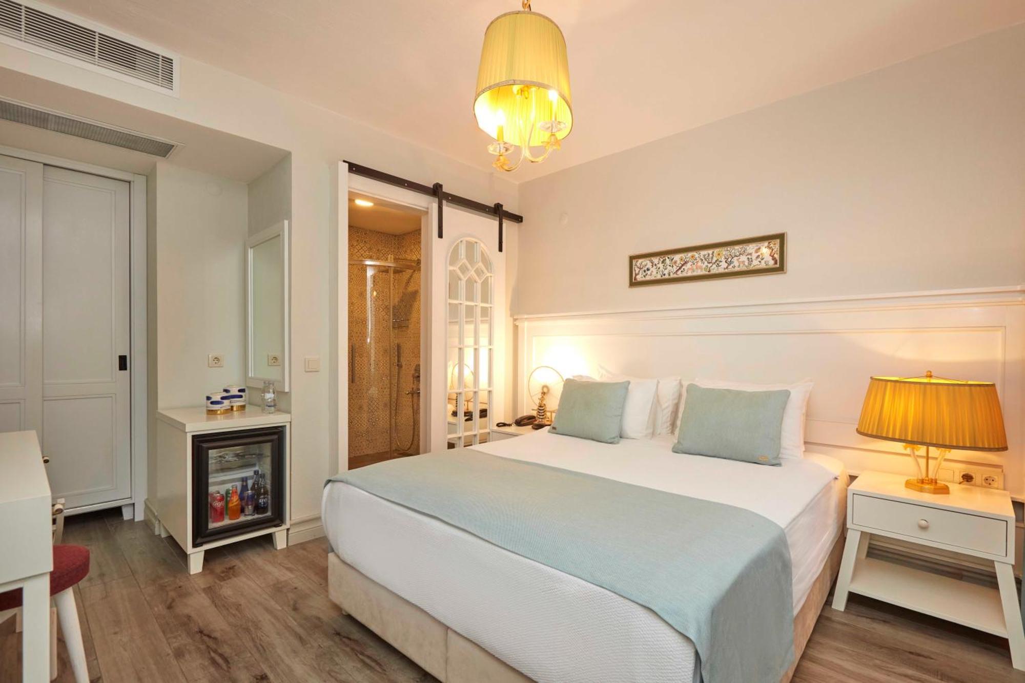 Alabora Hotel Алачати Экстерьер фото