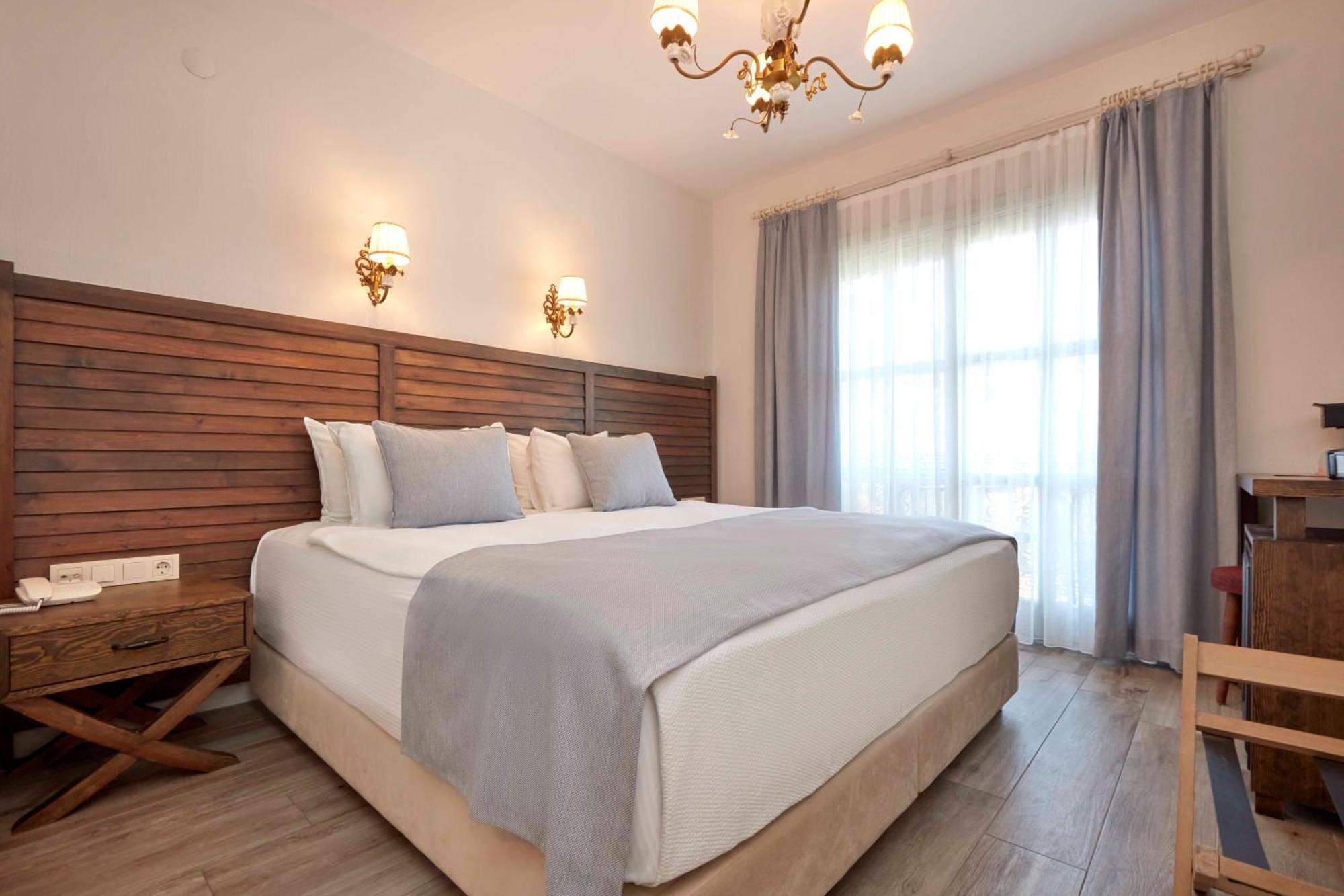 Alabora Hotel Алачати Экстерьер фото